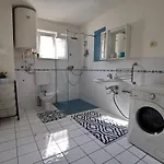 Lägenhet Simona - Extra Comfort With Large Terrace And Jacuzzi
