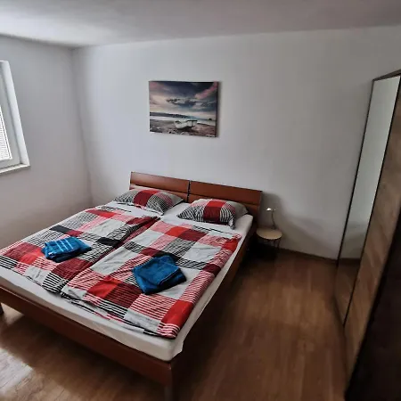 Simona - Extra Comfort With Large Terrace And Jacuzzi