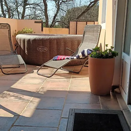 Simona - Extra Comfort With Large Terrace And Jacuzzi *