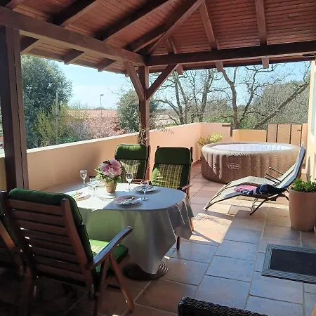 Simona - Extra Comfort With Large Terrace And Jacuzzi * Barbariga